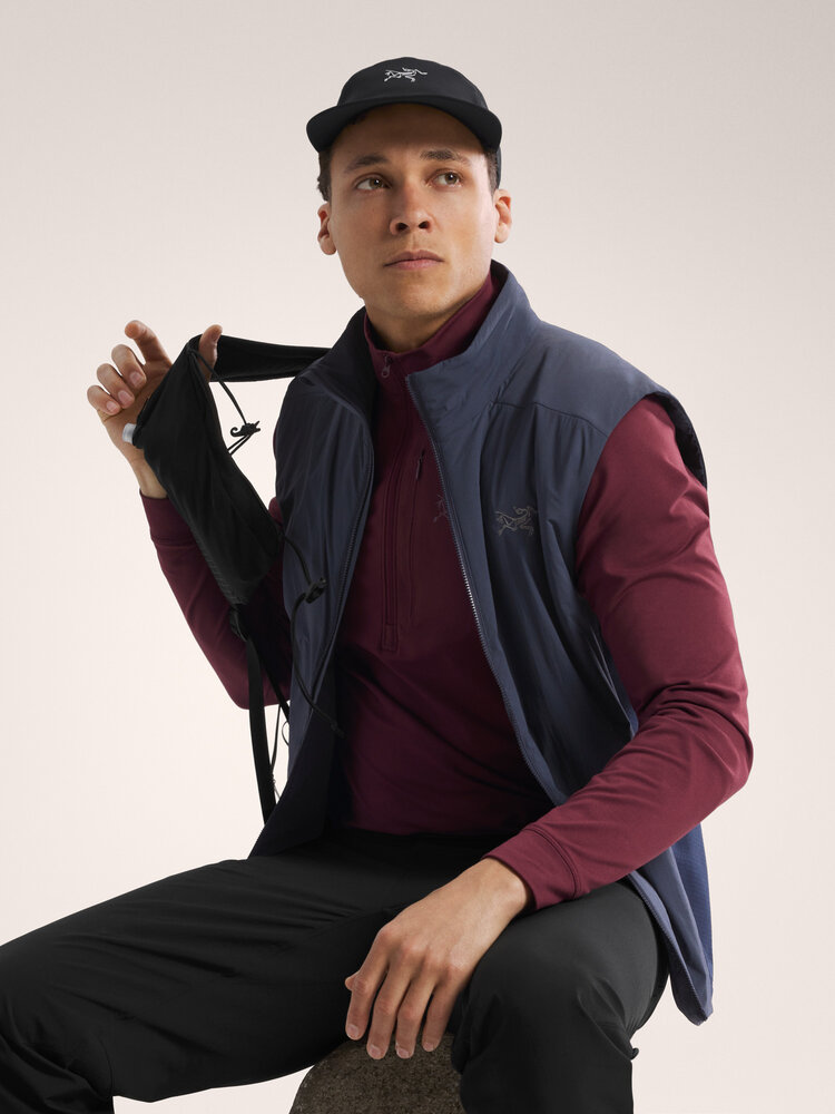 Arc'Teryx Atom Vest - Black Sapphire Arc'Teryx Atom Vest - Black Sapphire