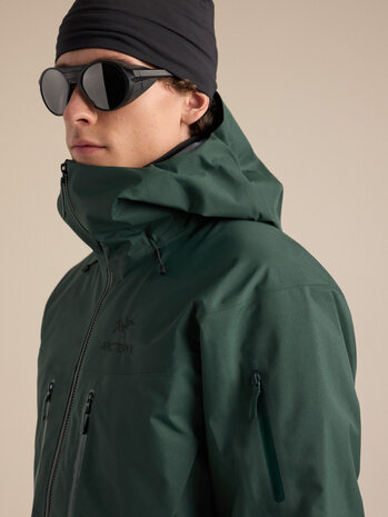 Arc'Teryx Alpha SV Jacket - Dark Jade Arc'Teryx Alpha SV Jacket - Dark Jade