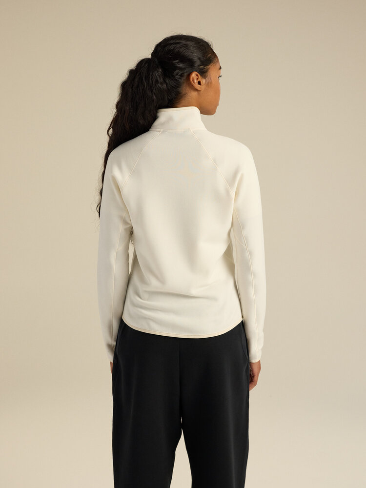 Arc'Teryx Kyanite Jacket - Arctic Silk / Sea Salt Arc'Teryx Kyanite Jacket - Arctic Silk / Sea Salt