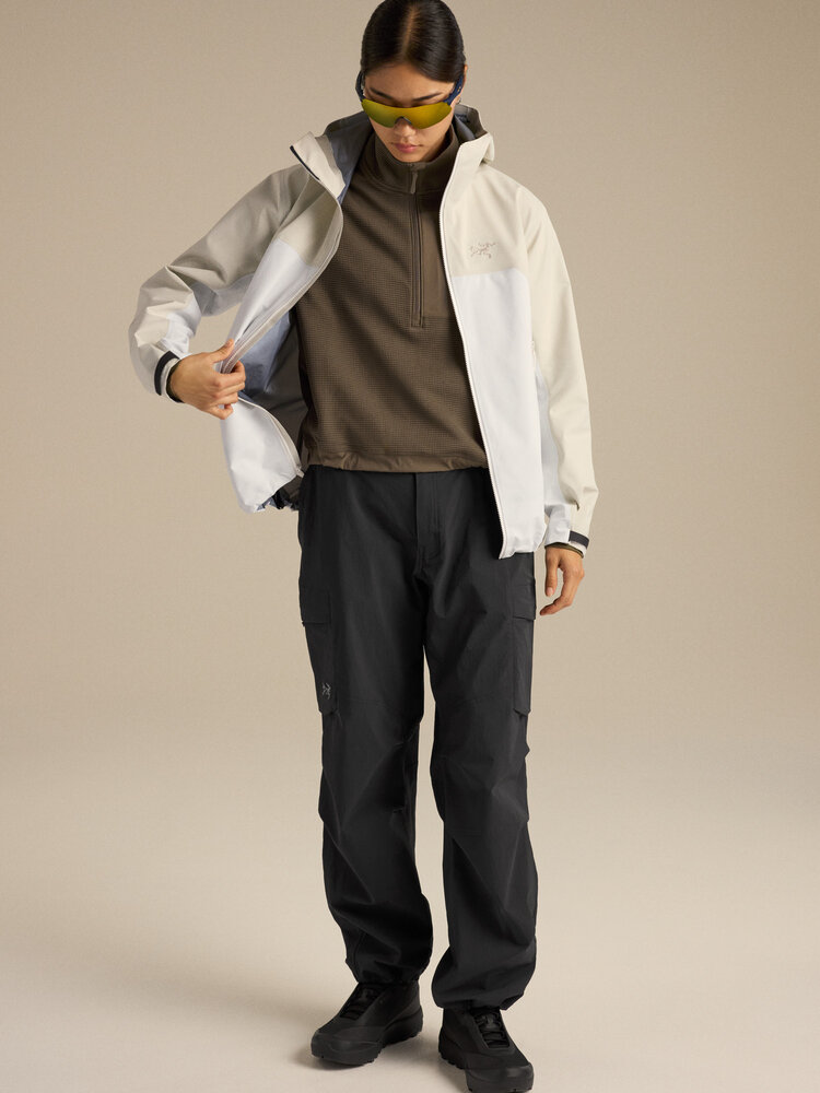 Arc'Teryx Beta Jacket - Sea Salt / Arctic Silk Arc'Teryx Beta Jacket - Sea Salt / Arctic Silk