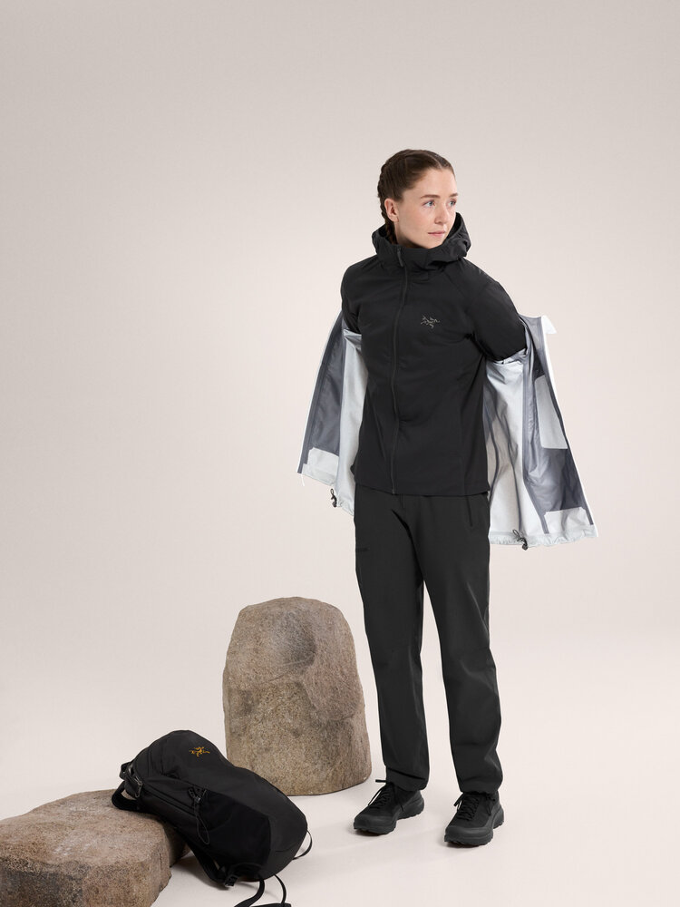 Arc'Teryx Atom Hoody - Black Arc'Teryx Atom Hoody - Black
