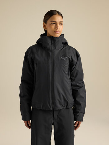 Arc'Teryx Altira Insulated Cropped Jacket - Black Arc'Teryx Altira Insulated Cropped Jacket - Black