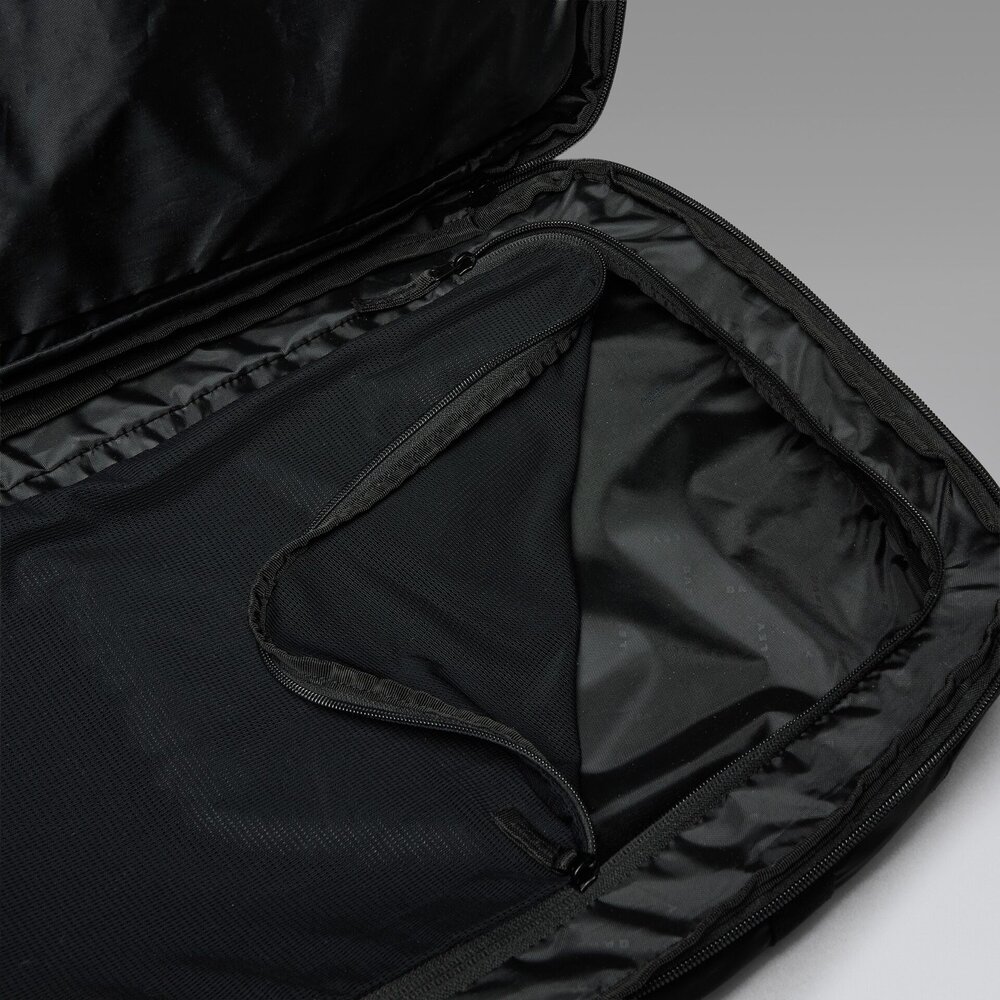 Oakley Terraquest 50L Hybrid Duffle - Pitch Black Oakley Terraquest 50L Hybrid Duffle - Pitch Black