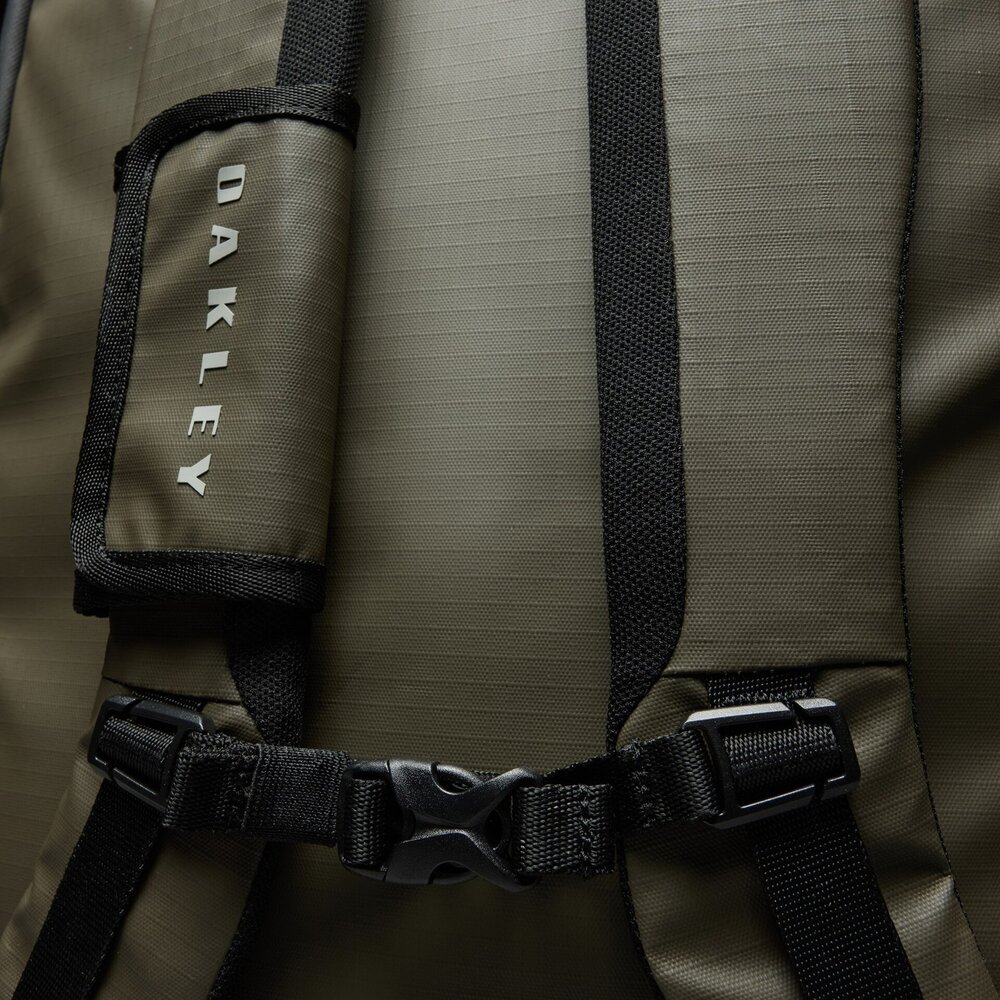 Oakley Terraquest 50L Hybrid Duffle - Deep Olive