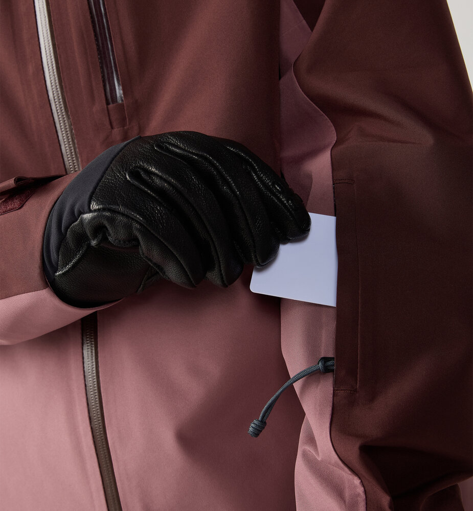 Haglöfs Alper Proof Jacket - Maroon Trail / Misty Mauve Haglöfs Alper Proof Jacket - Maroon Trail / Misty Mauve