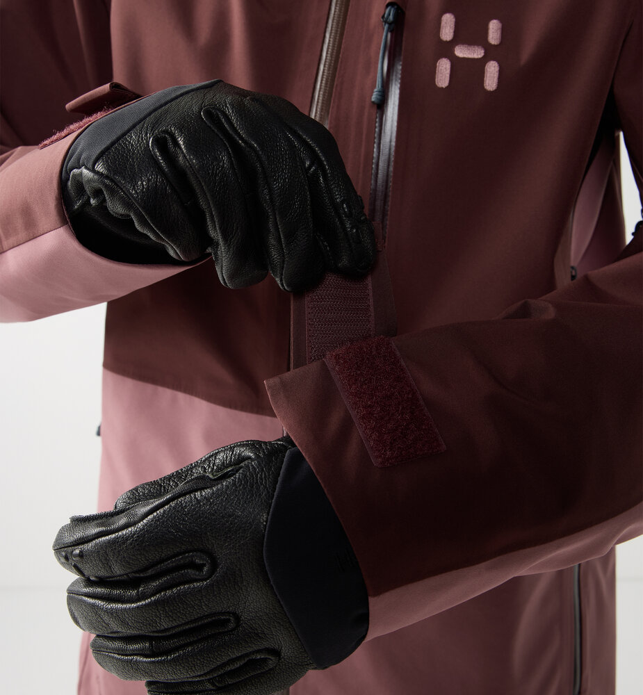 Haglöfs Alper Proof Jacket - Maroon Trail / Misty Mauve Haglöfs Alper Proof Jacket - Maroon Trail / Misty Mauve