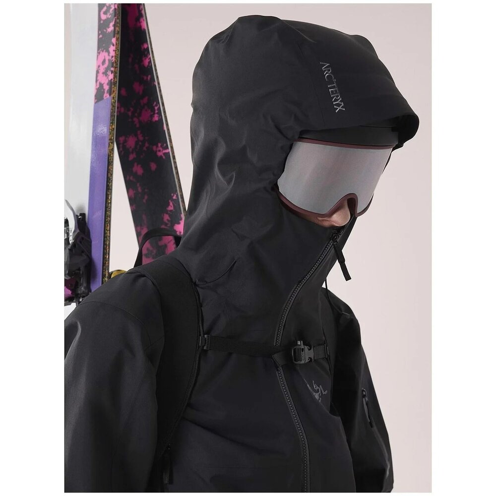 Arc'Teryx Sabre Jacket - Black Arc'Teryx Sabre Jacket - Black