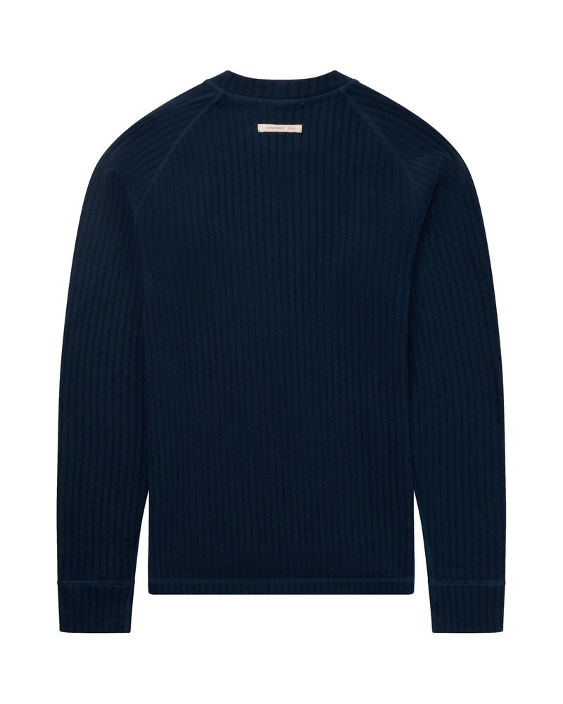 Amundsen Hero’s Hide Crew Neck - Faded Navy Logo