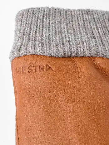 Hestra Idun Mitt - Cork