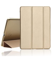 Ntech iPad 2021 hoes Silicone hoesje soft cover Goud -iPad 2021 hoes - iPad 9e/8e/7e Generatie hoes Smart hoes Trifold - iPad 2020 hoes