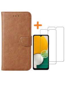 Ntech Samsung Galaxy A13 5G / A04s hoesje bookcase Met 2x screenprotector beschermglas – Bruin