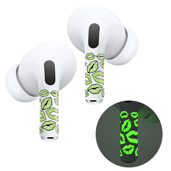 Ntech  Airpods Stickers Geschikt voor Airpods Pro / 2 Pro stickers Glow in the Dark Lips - AirPods Pro 2nd Generation Sticker Gloed in het donker- Ntech