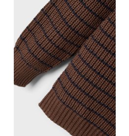 Name It Bruine knit jongens trui met donkerblauwe streepjes