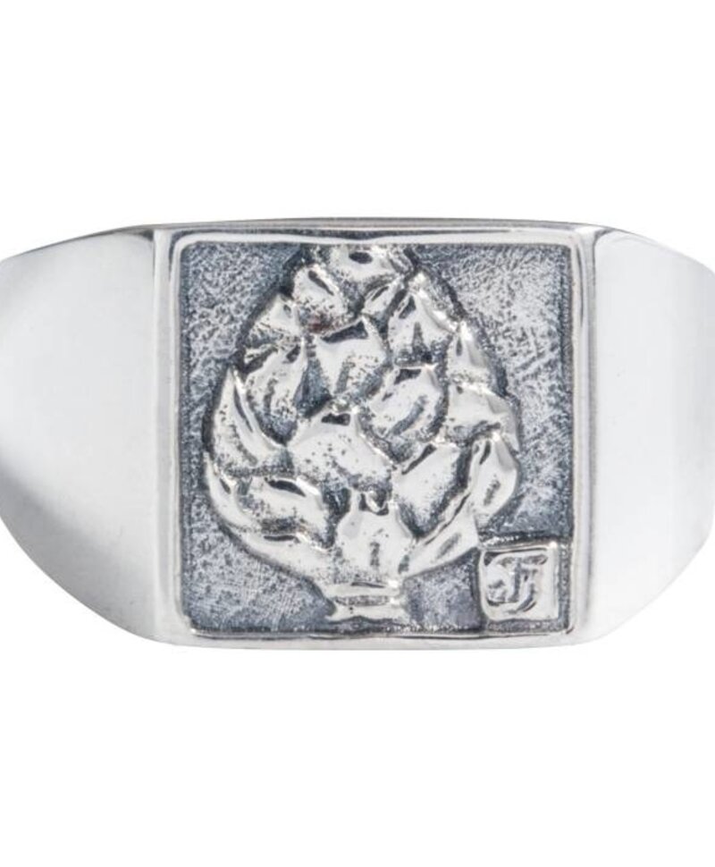 Ring Rock 'n' Roll Royalty