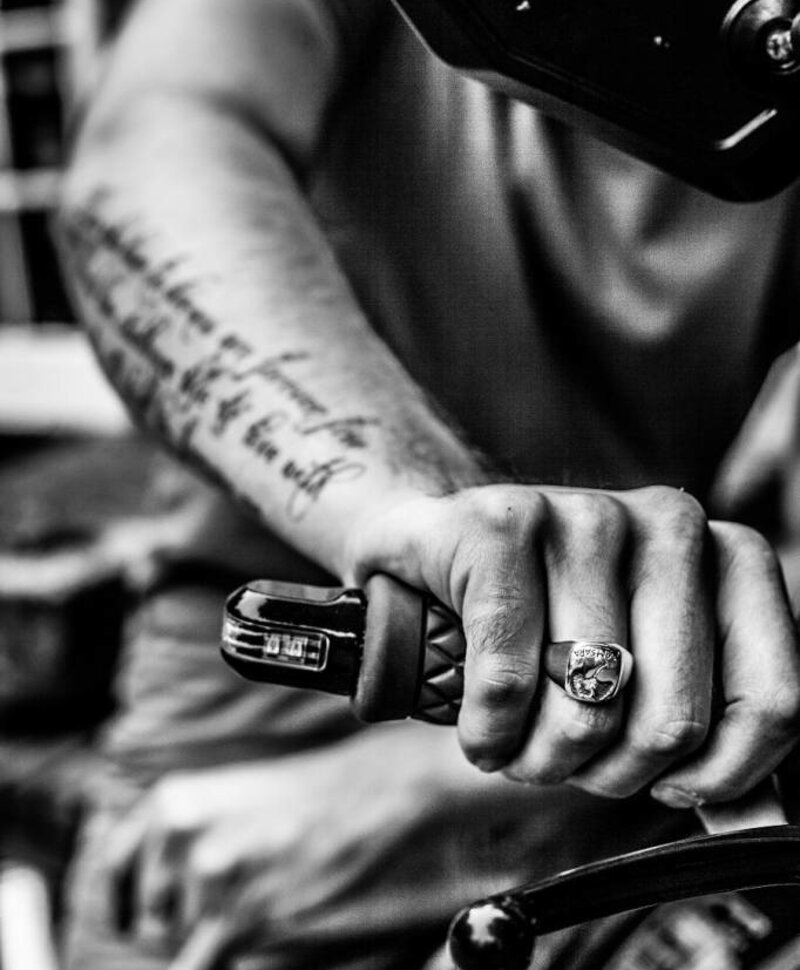 Ring Blue Blood Rebel