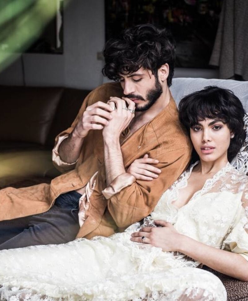 Ring Ewa with Synthetic Garnet - Agape Collection