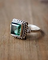 Ring Eartha with Synthetic Emerald