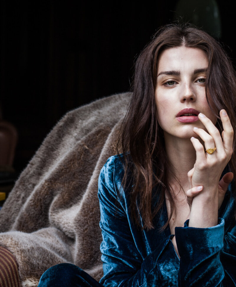 Ring Corpus Nux Gold