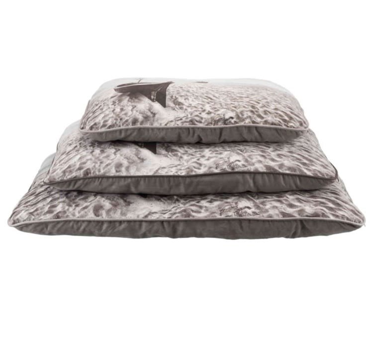 Trixie Cushion Beach