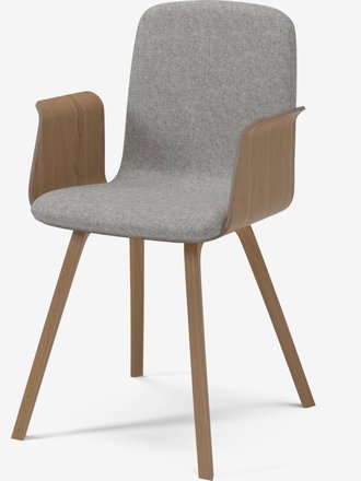 Bolia Qual Dining Chair Upholstered With Armrests
