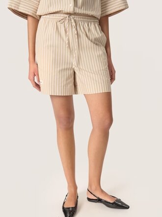 Soaked Kaily Shorts Travertine Stripes