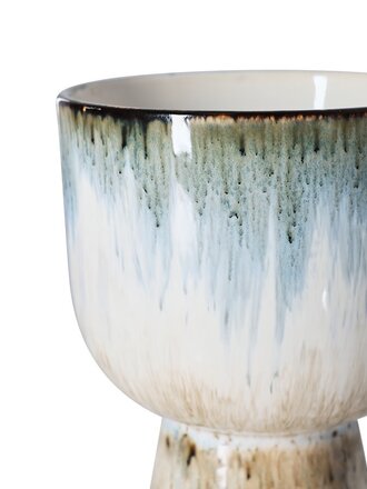 Retro flower pot glacier