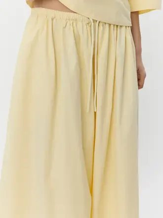 Sofie Schnoor JUNEAUSW MIDI SKIRT Light Yellow