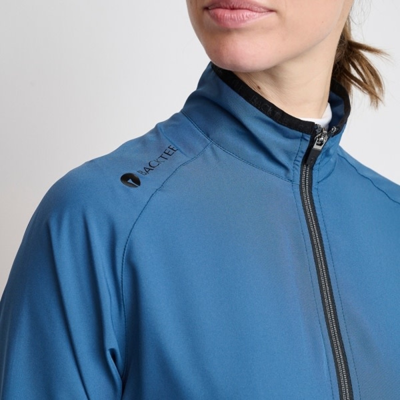 Backtee Backtee Ladies 80G Packable Shield - ENSIGN BLUE