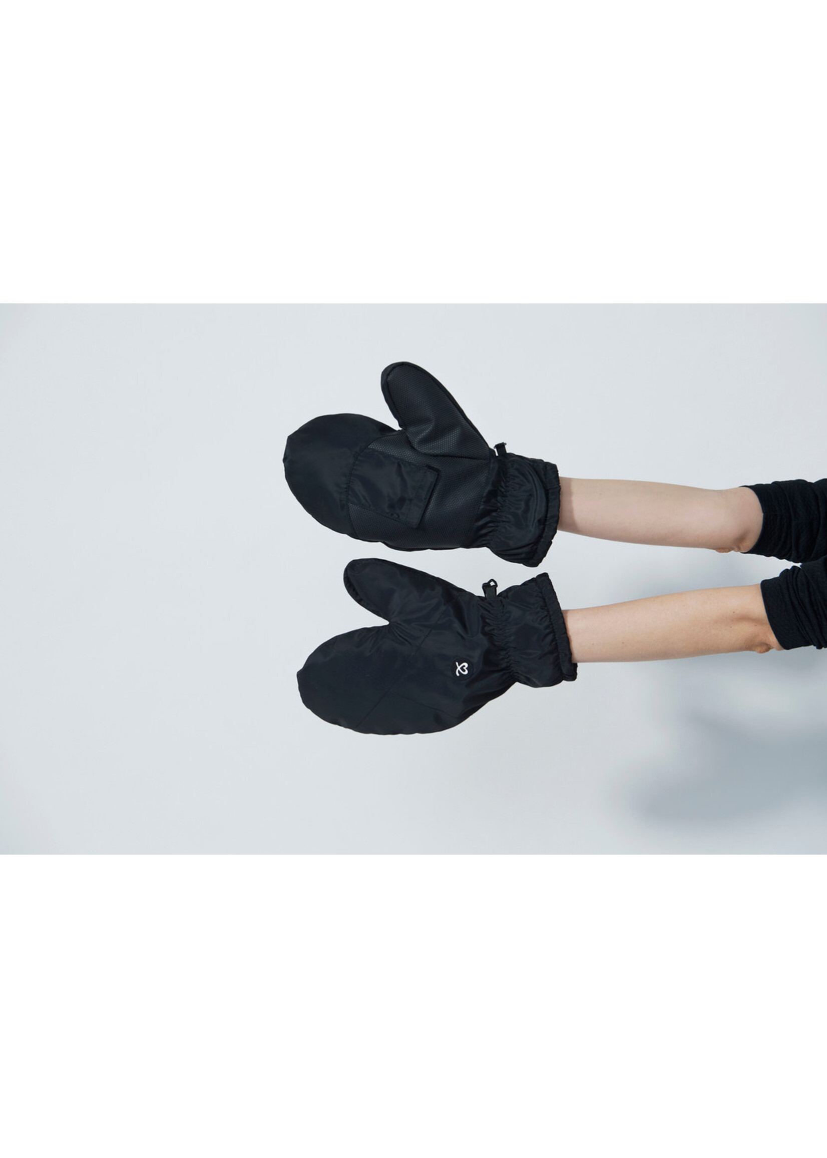 Daily Sports Daily - Alina Handwarmer - Black (999)
