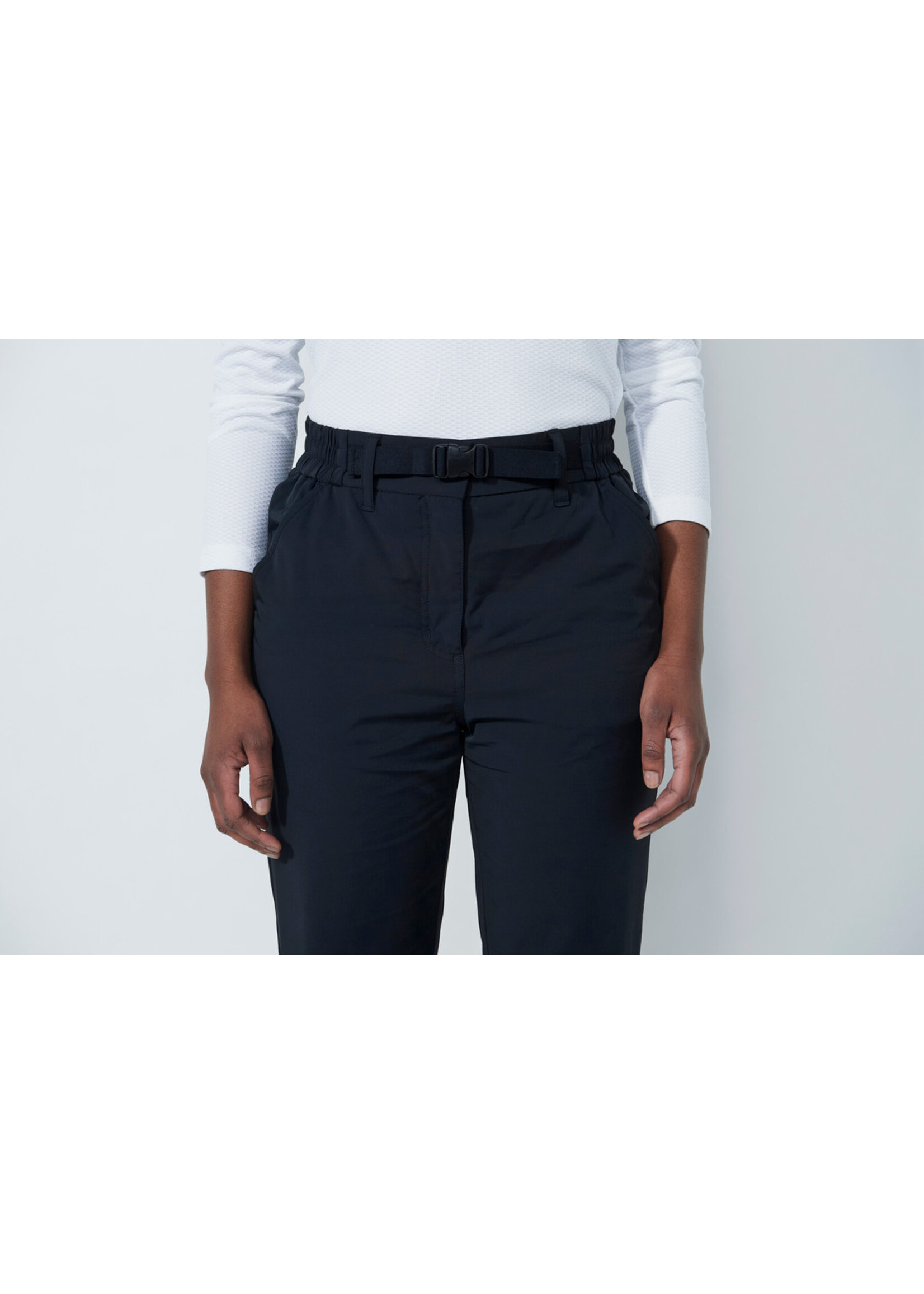 Daily Sports Daily - Belted Wind Pant - Black (999)