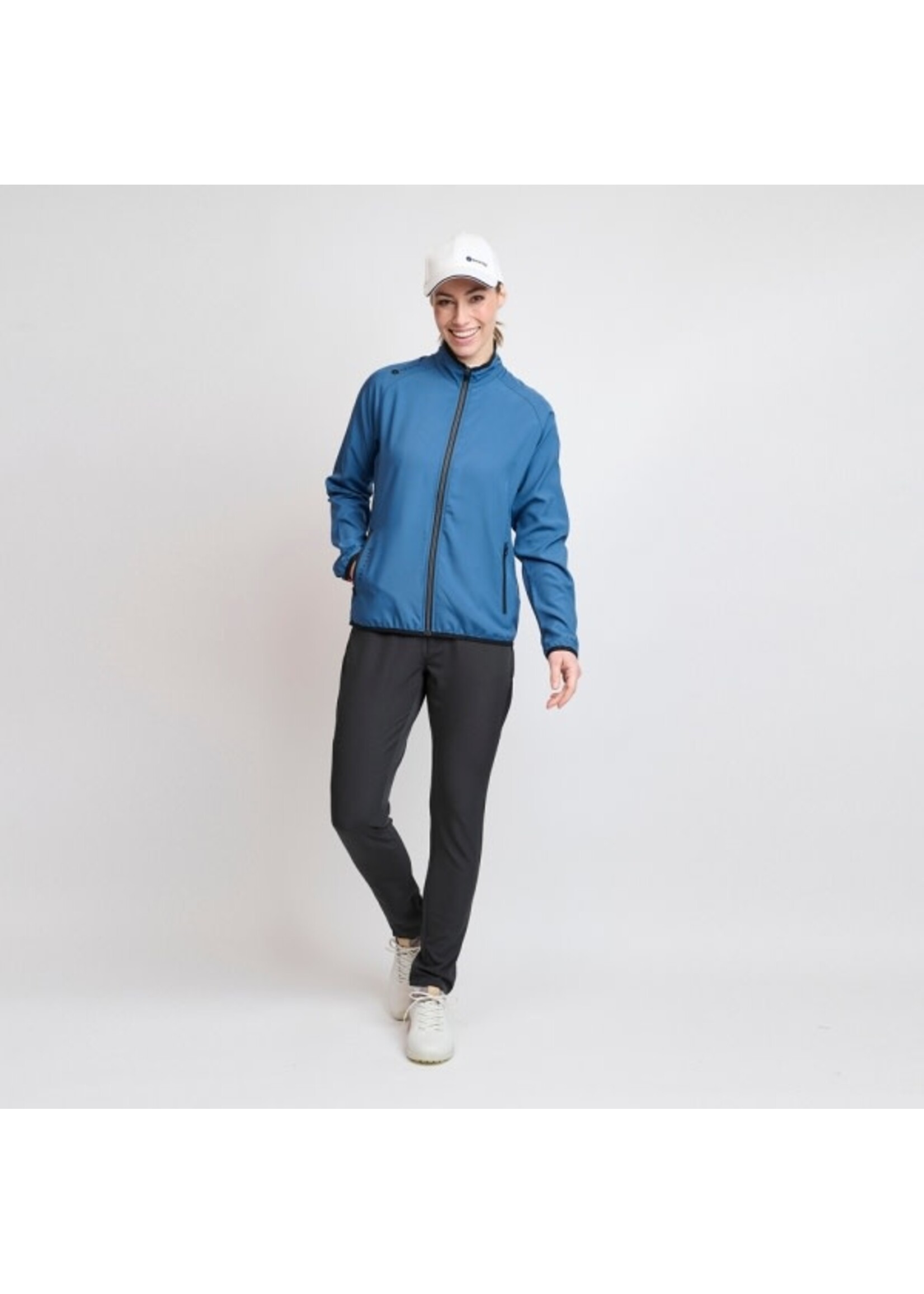 Backtee Backtee Ladies 80G Packable Shield - ENSIGN BLUE