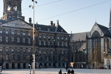 COVID-lockdown | Lege straten in de wereld: een beetje humor gaat viraal