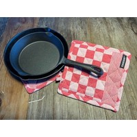 thumb-Set Cast Iron Skillets 20cm & 25cm + Pannenlappen-1