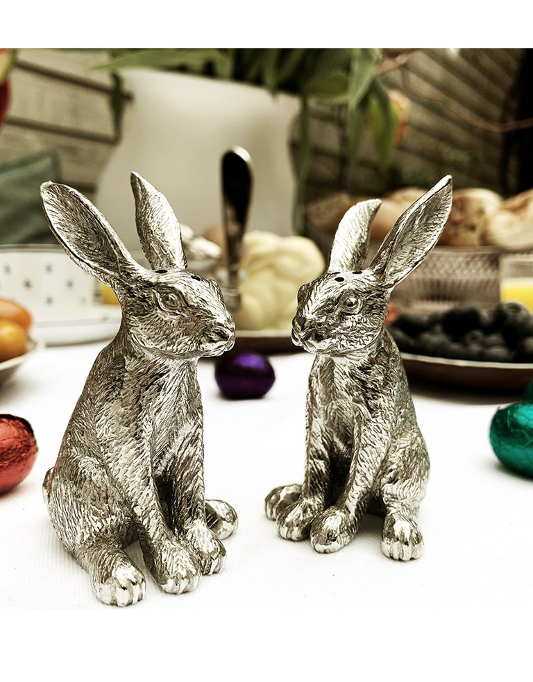 Rabbit pair salt and pepper shaker set