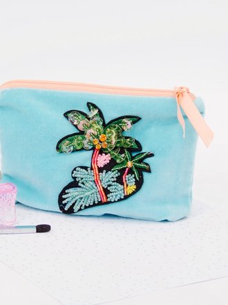 Noï/Natural Life Sequined palm tree velvet pouch Noï/Natural Life Sequined palm tree velvet pouch