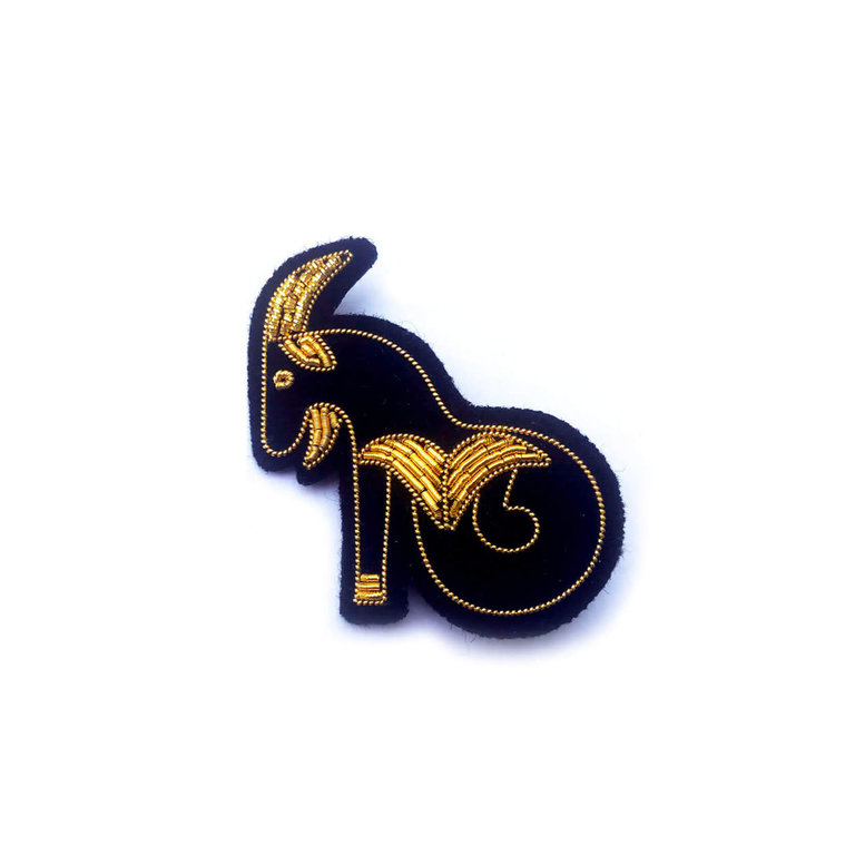 Macon & Lesquoy Macon & Lesquoy Black and gold  zodiac brooch-Capricorn