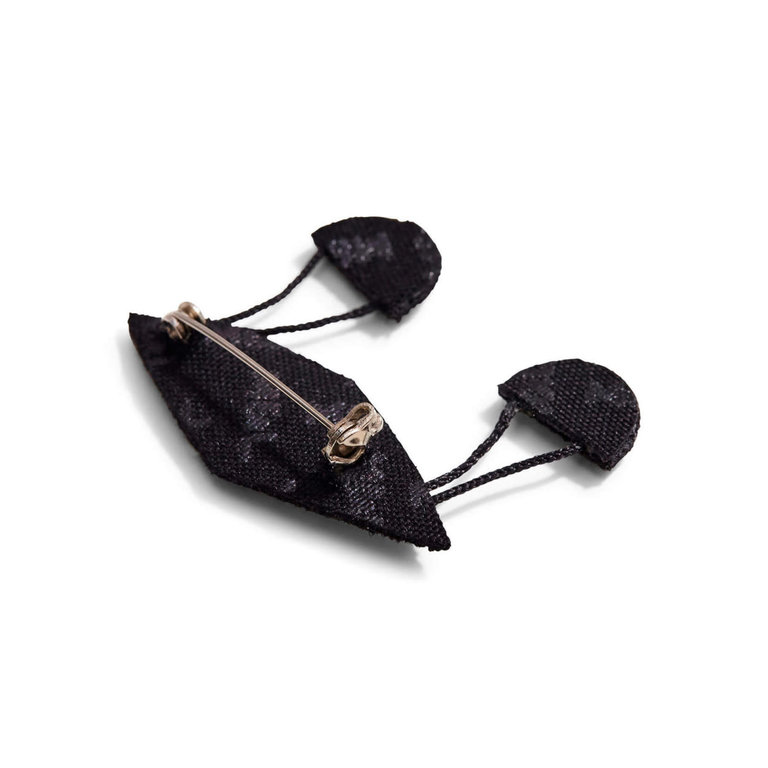 Macon & Lesquoy Macon & Lesquoy Black and gold Libra zodiac brooch - scale