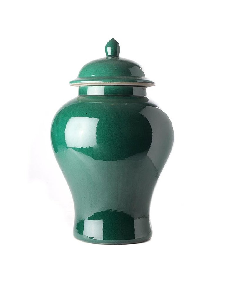 Imperial green porcelain temple jar