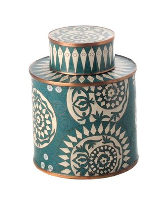 Fabienne Jouvin Cloisonné geëmailleerde theedoos, grafisch, turquoise Fabienne Jouvin Cloisonné geëmailleerde theedoos, grafisch, turquoise