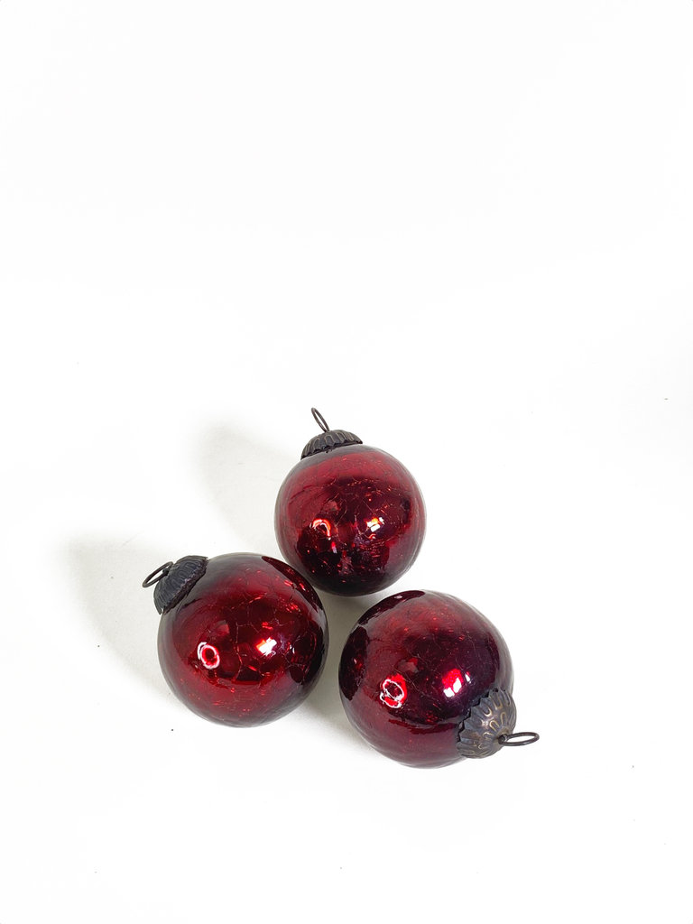 Vintage Christmas bauble - red glass