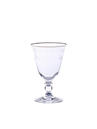 Wine glass with gold rim Wine glass with gold rim