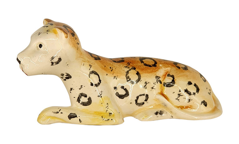 Les Ottomans Ceramic place holder - lying leopard