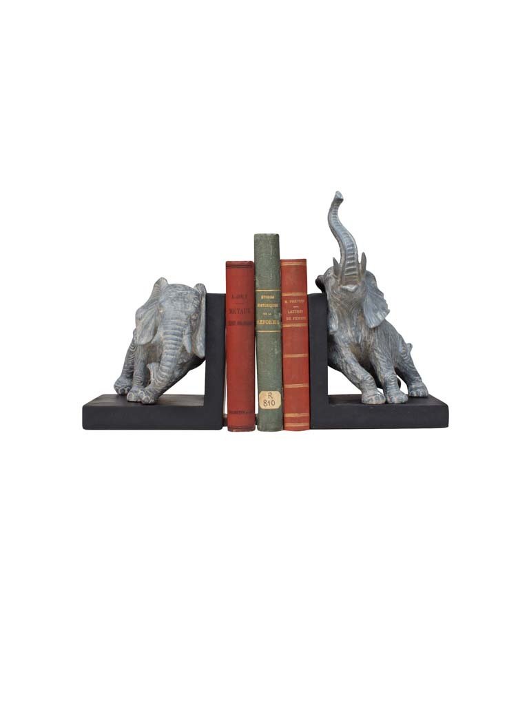 Playing elephant bookends