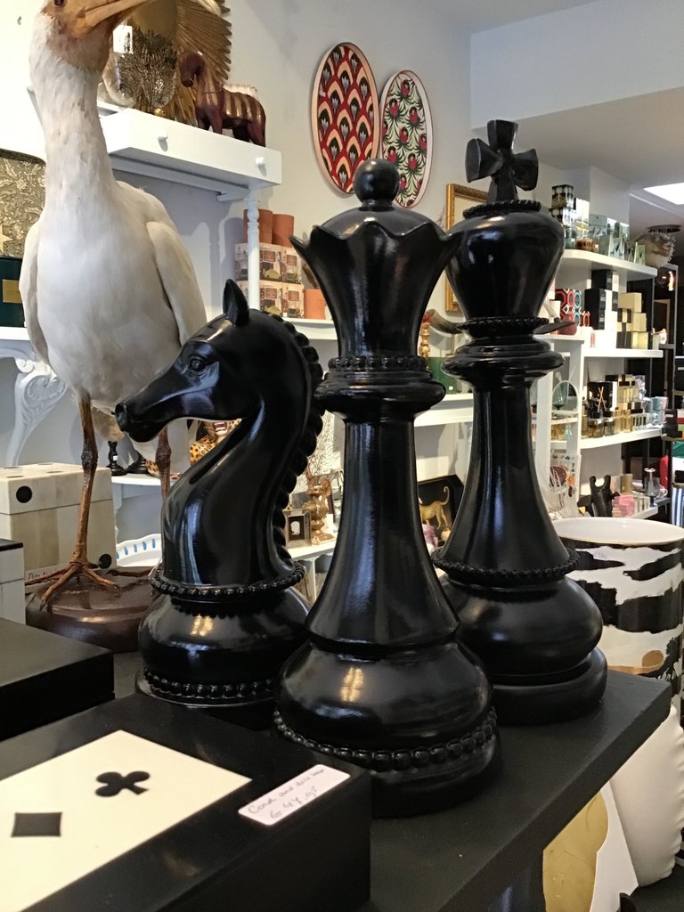 Large shiny black chess queen - 27 cm