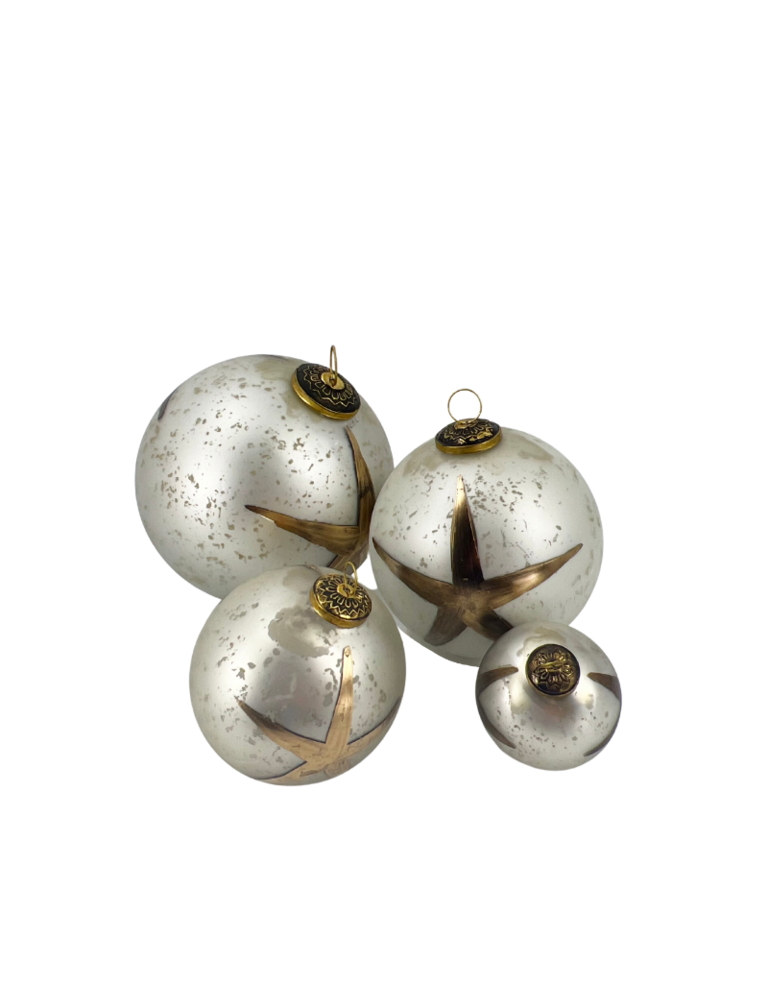 Christmas bauble gold star