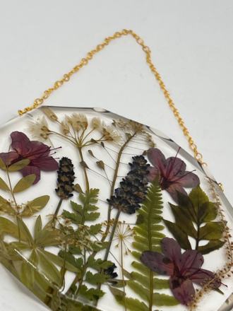 There better be flowers Wild flowers in faceted resin There better be flowers Wild flowers in faceted resin