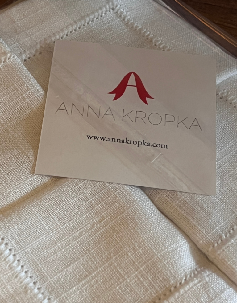 Anna Kropka Cocktail napkins, 4 suits of cards, white