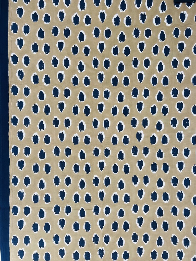 Les Ottomans Les Ottomans Cotton table cloth -  Beige with blue dots- 250x150cm