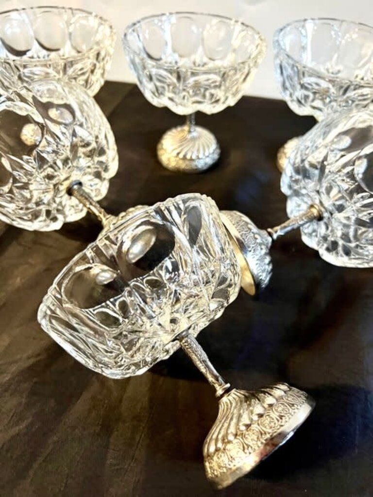 Vintage Vintage kristallen coupes op metalen voet