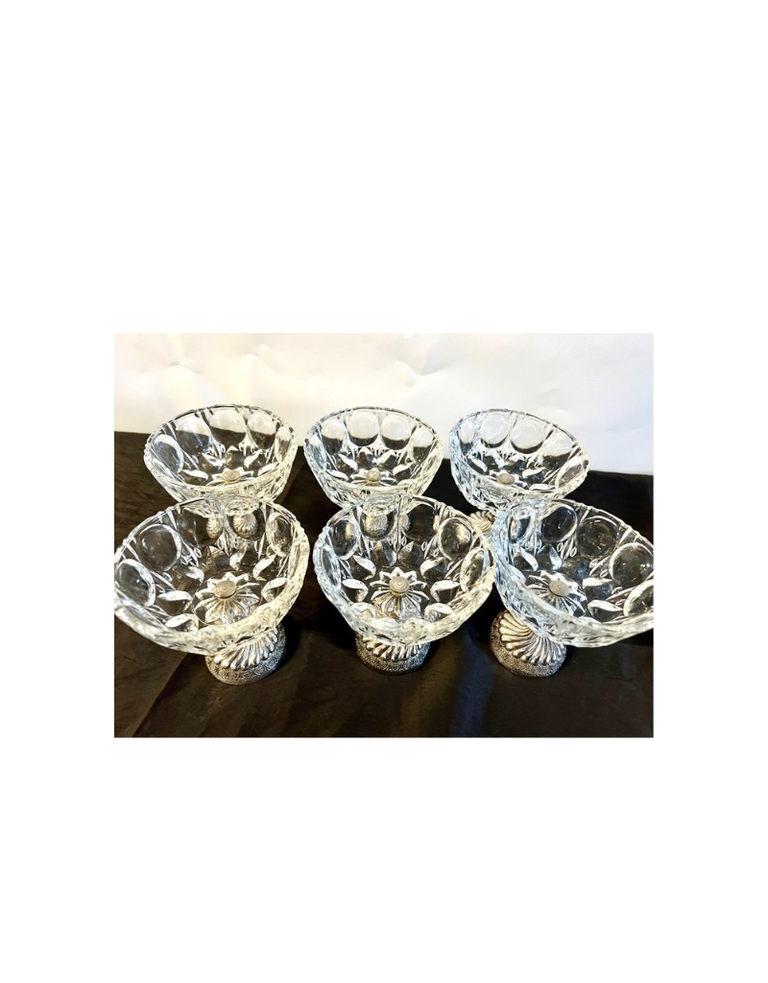 Vintage Vintage crystal coupes on metal foot